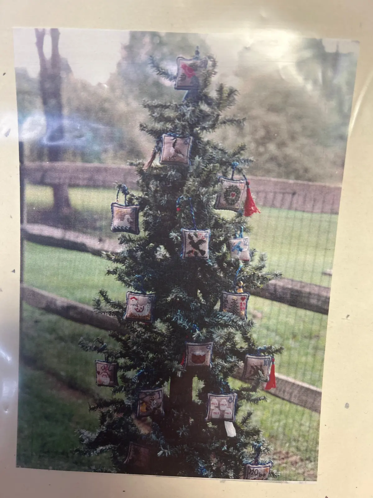 Christmas Tree Fobs 1