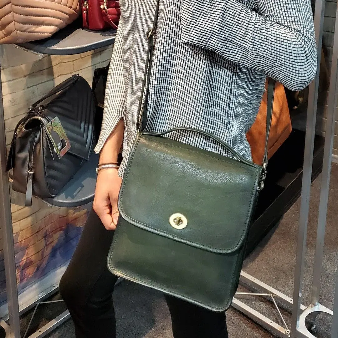 S&W Vintage Concealed-Carry Crossbody 1