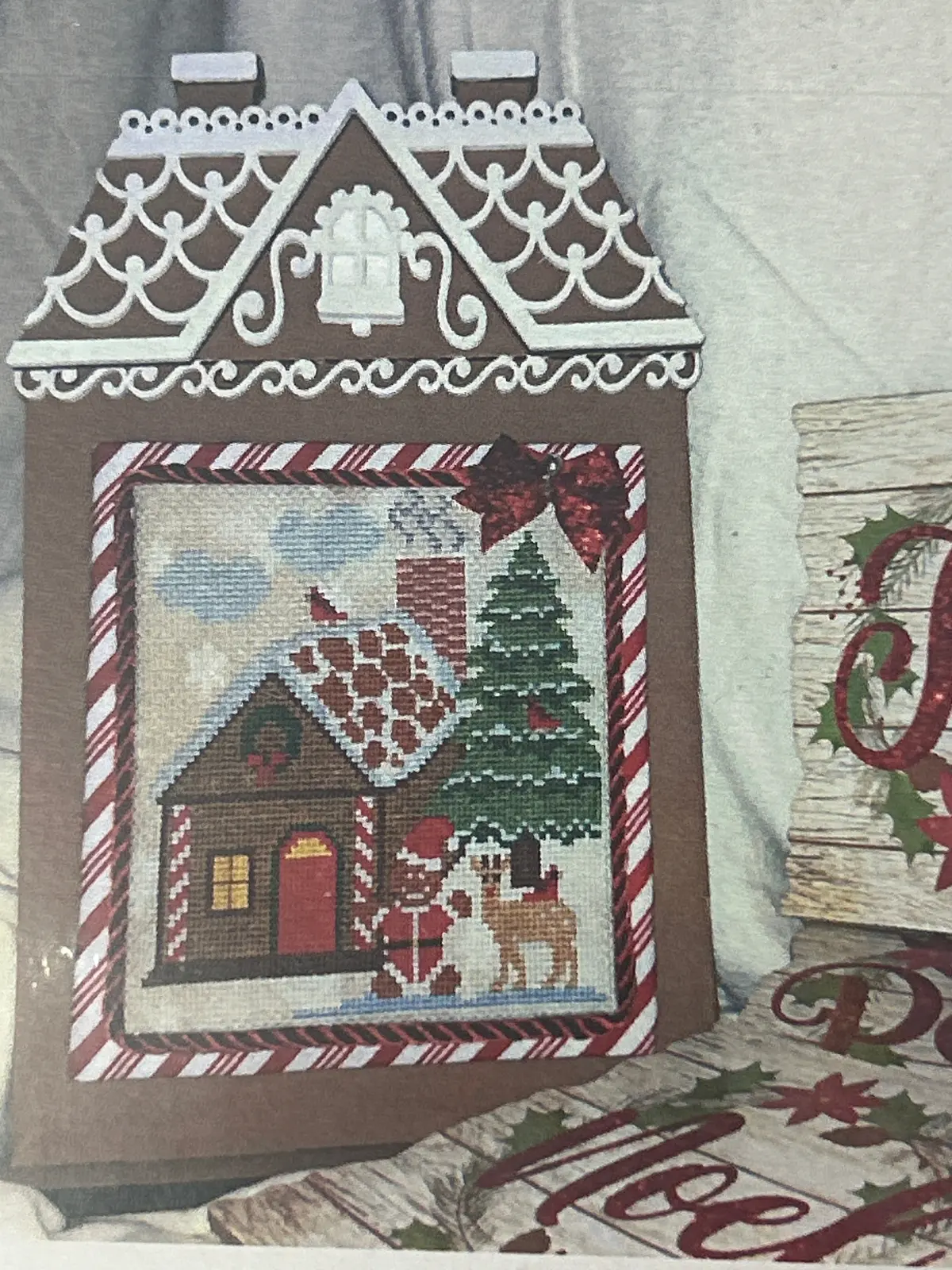 Christmas Gingerbread House 1