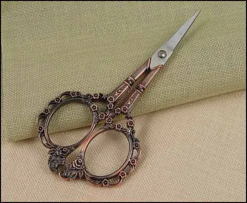 Bronze Victorian Scissors 1