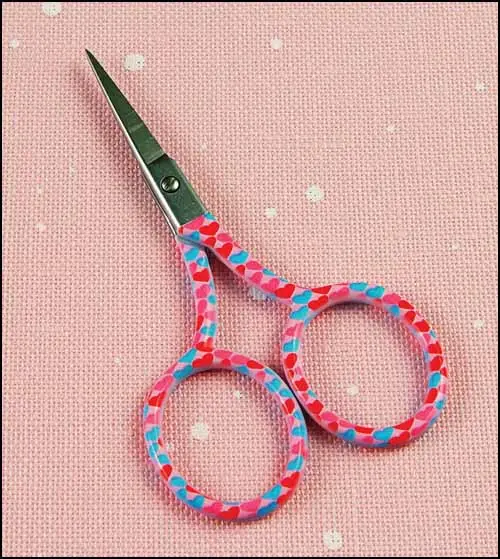 Red And Pink Hearts Scissors 1