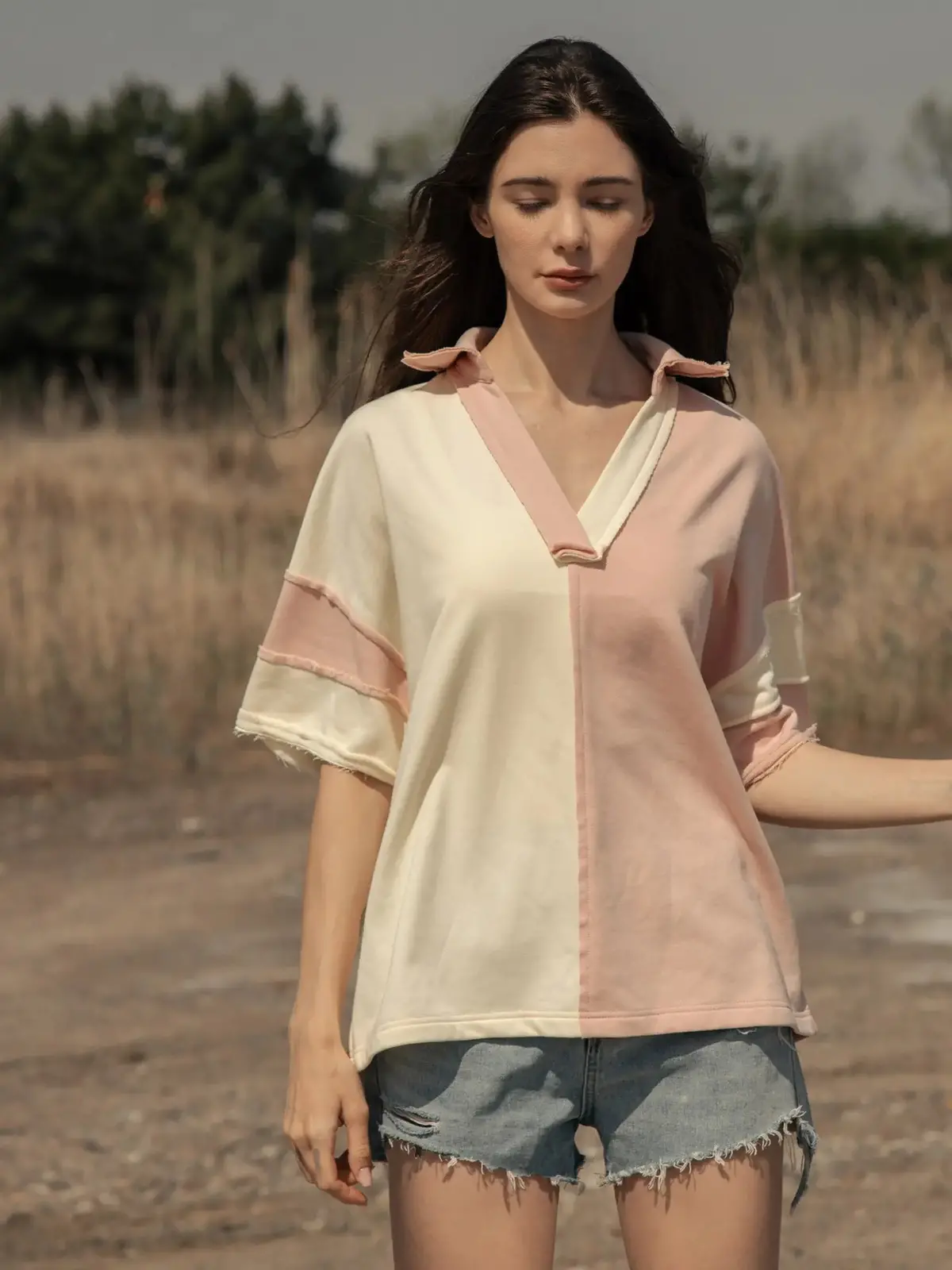 The Dee V Neck Color Block Short Sleeve Shirt - Pink/White 1