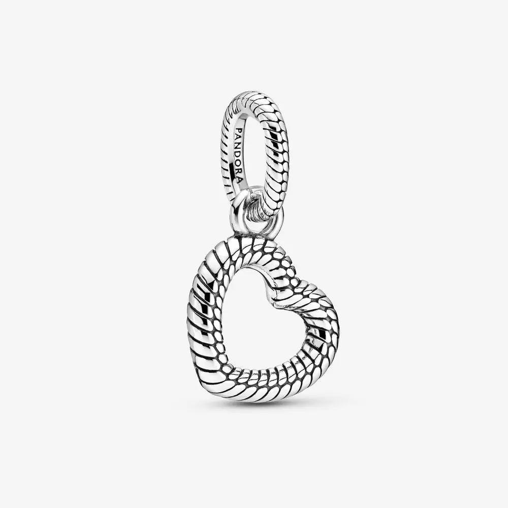 Snake Chain Pattern Open Heart Pendant 1