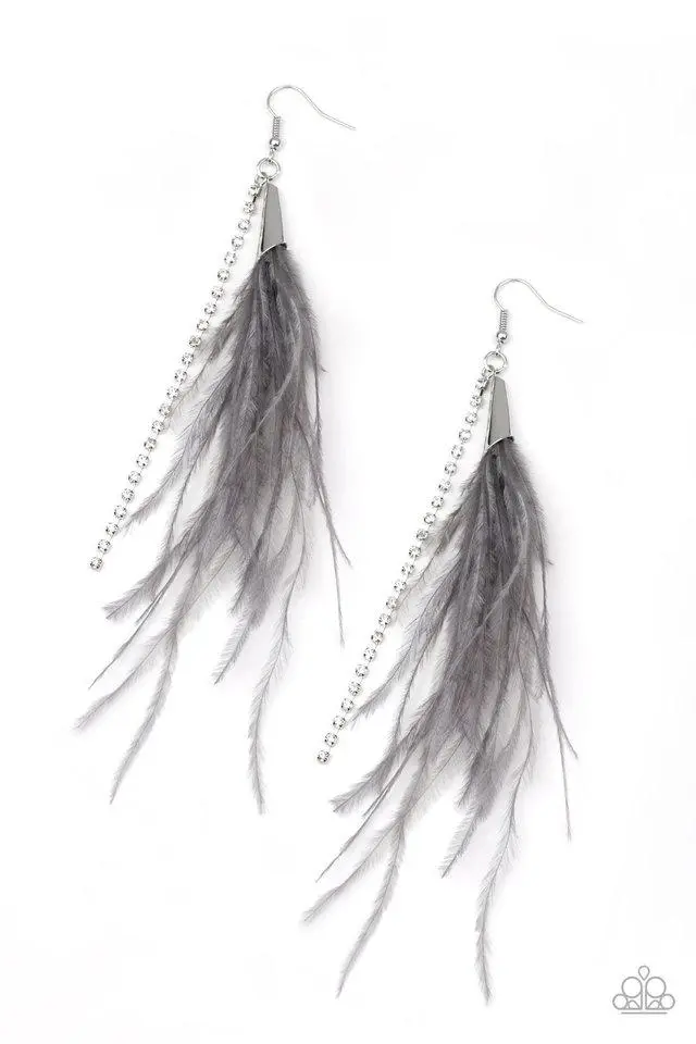 Paparazzi Showstopping Showgirl - Silver 1