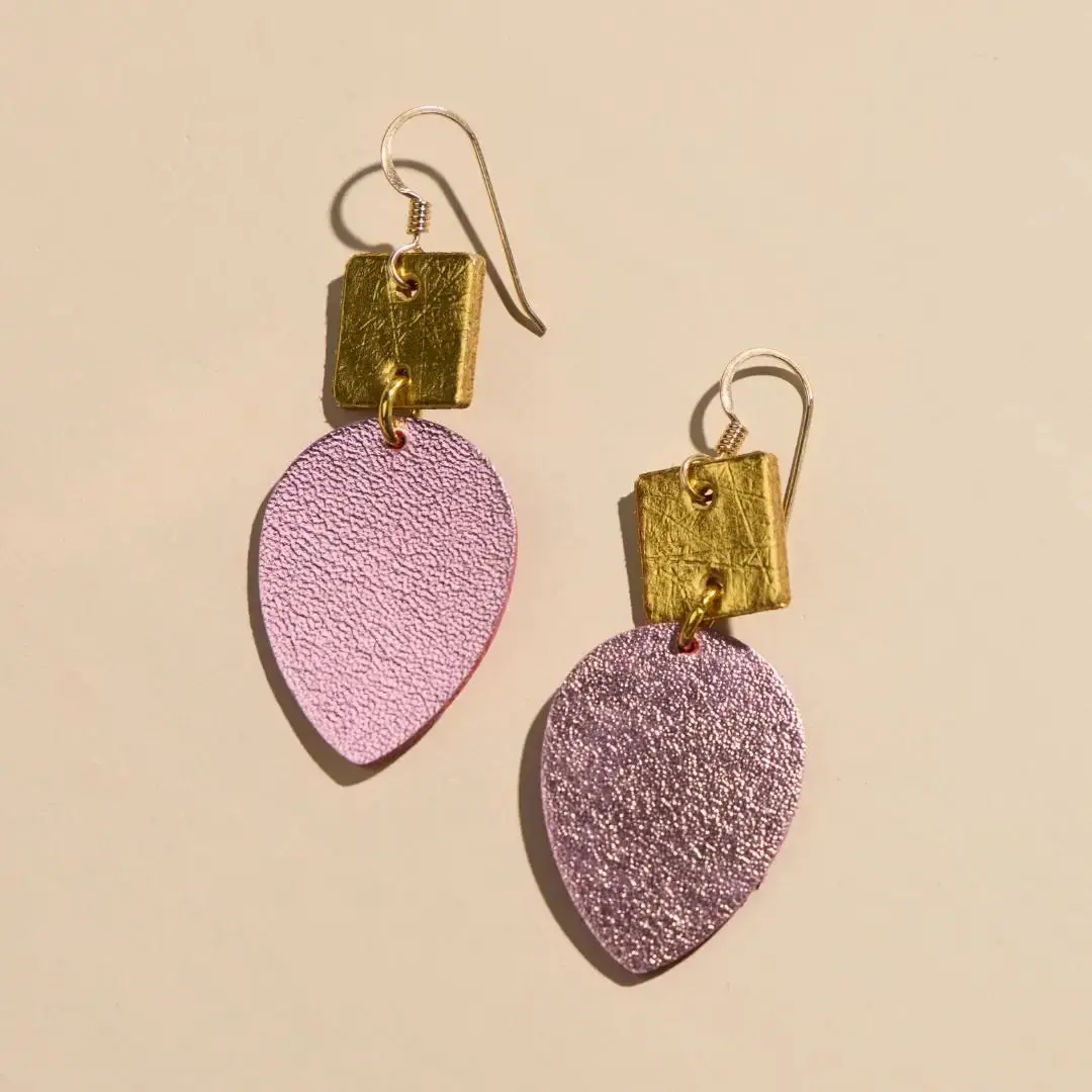 Holiday Lights | Pink Satin 1