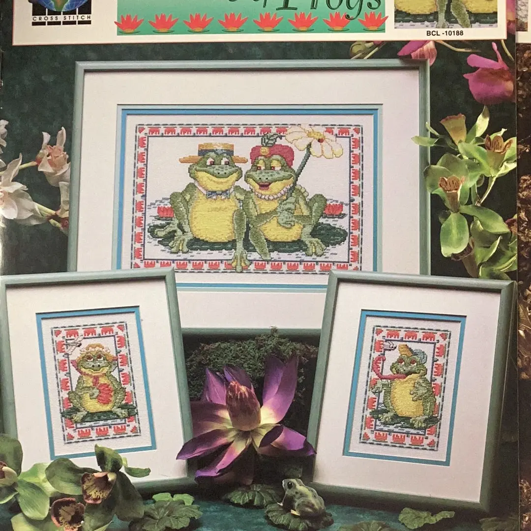 Family Of Frogs 1