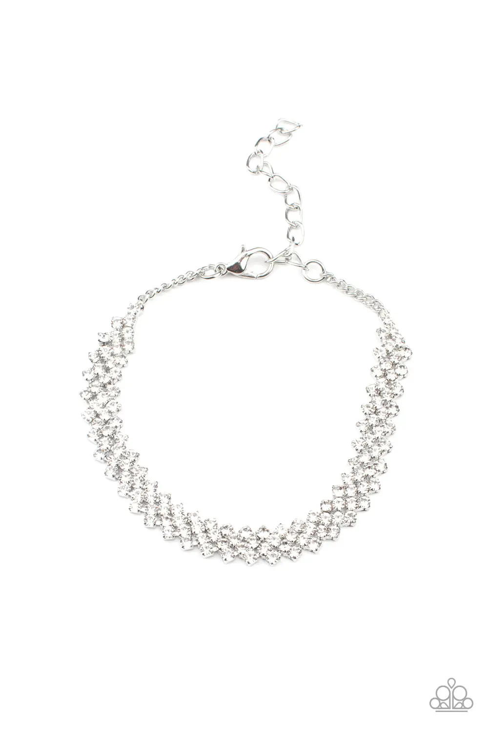 Paparazzi Chicly Candescent - White 1