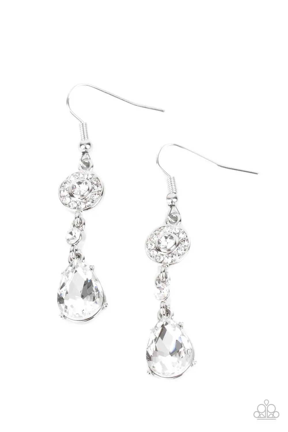 Paparazzi Graceful Glimmer - White 1