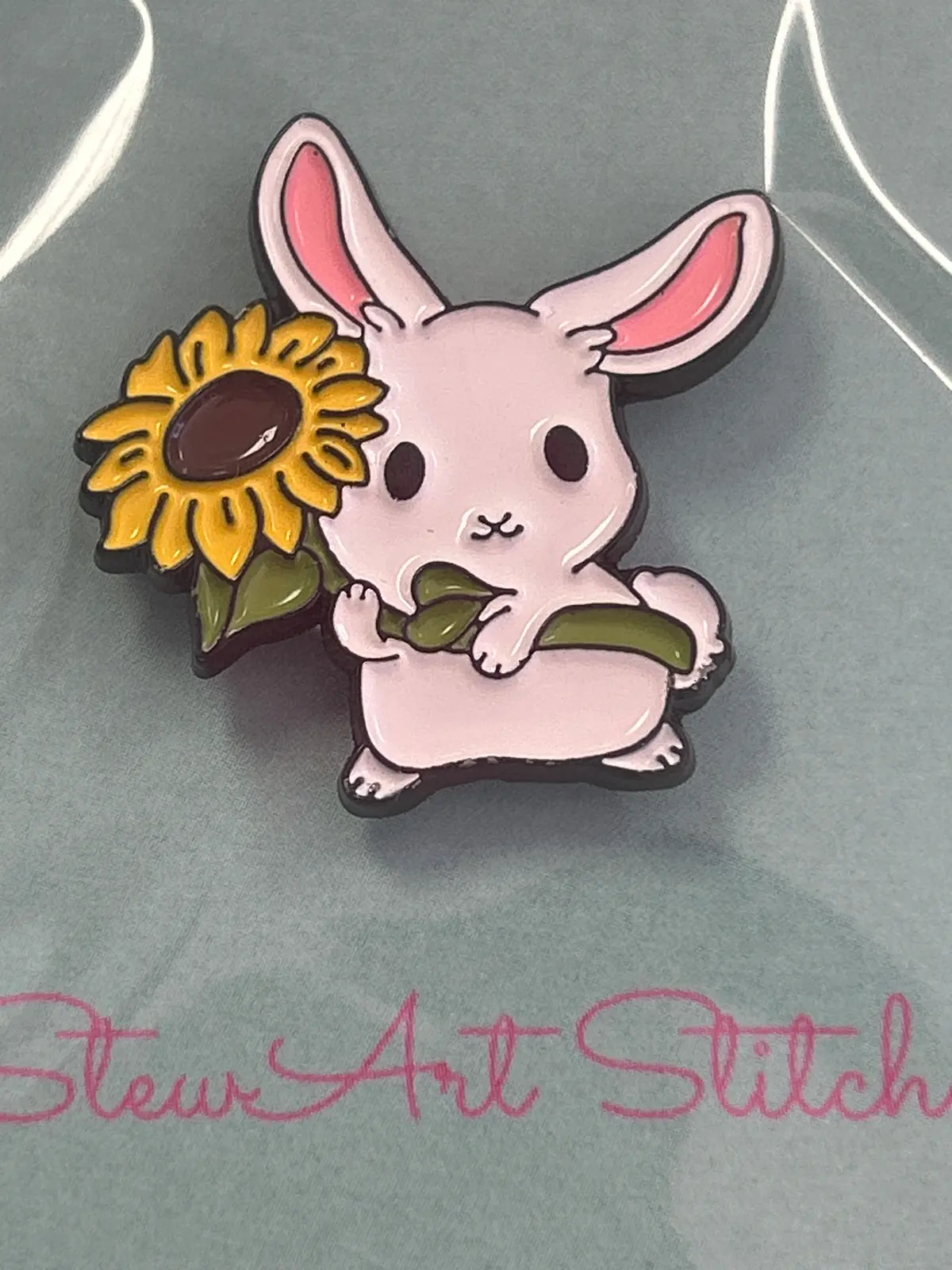 Sunflower Bunny Needle Minder 1