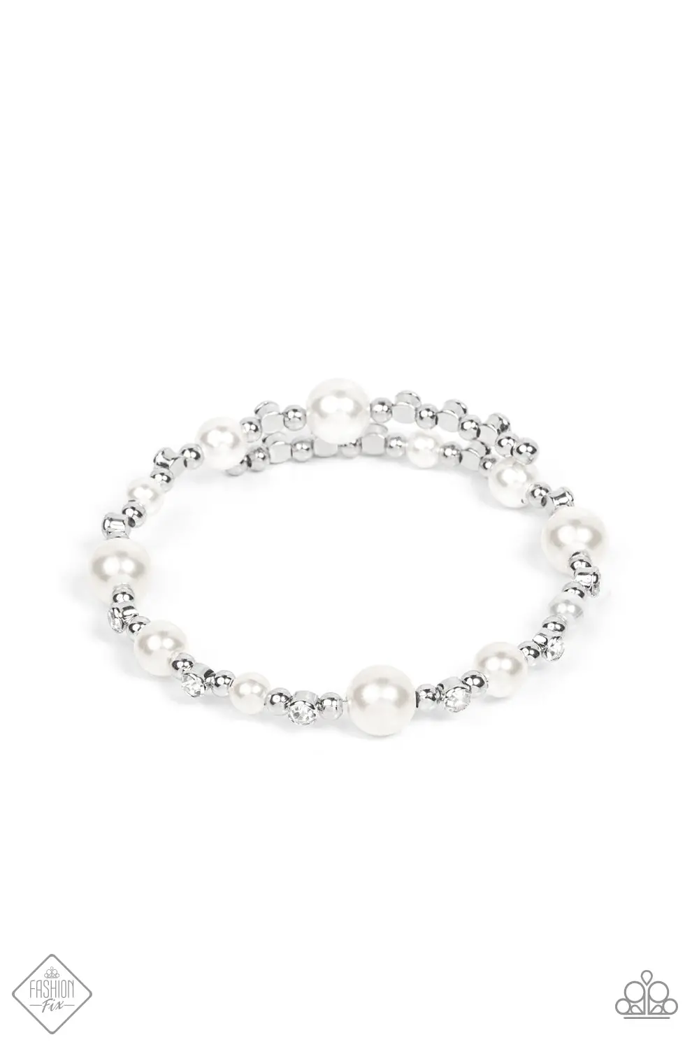 Paparazzi Chicly Celebrity - White 1