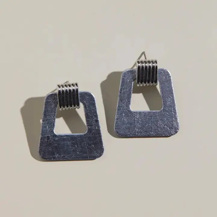 Avery | Vintage Silver 1