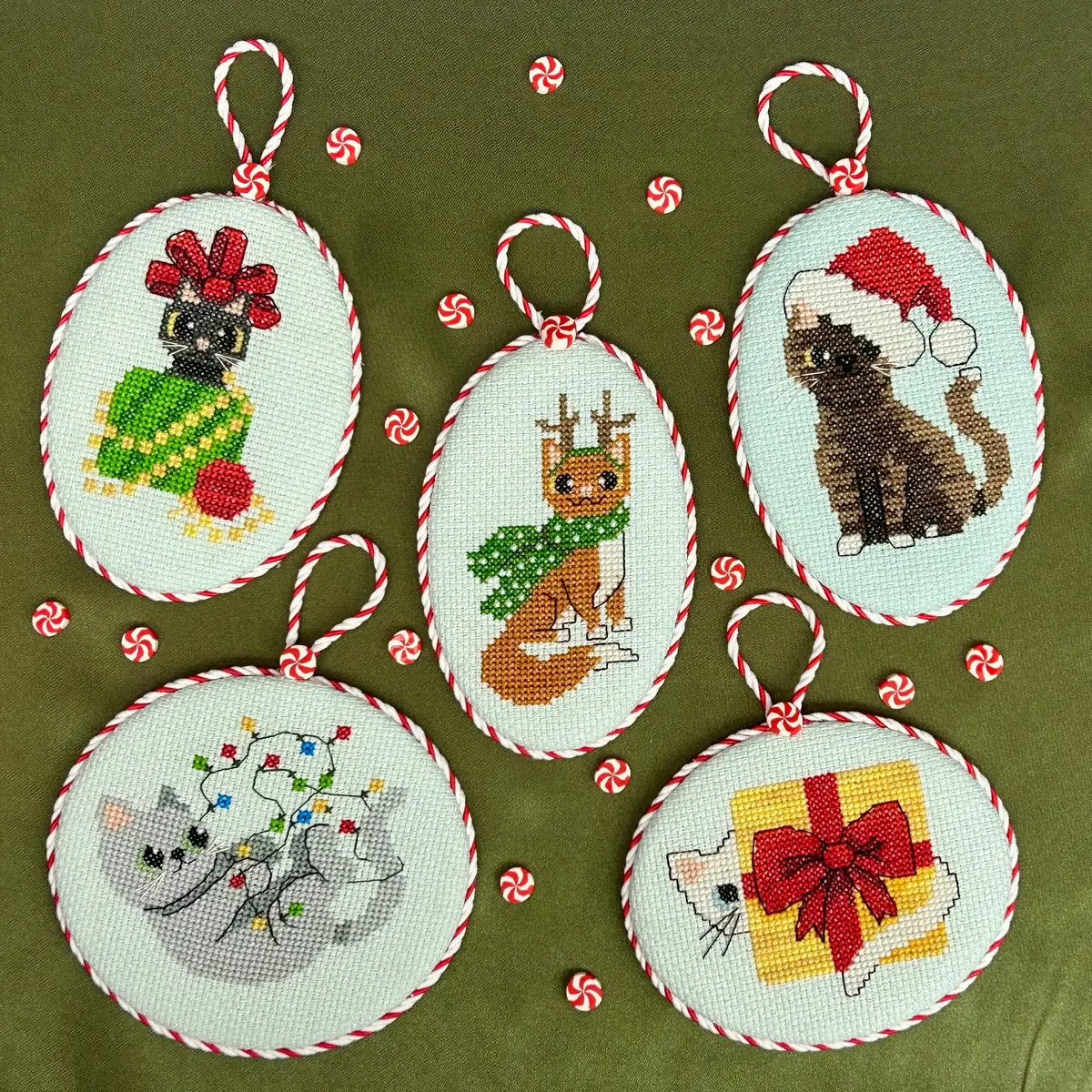 Kitty Ornaments 1