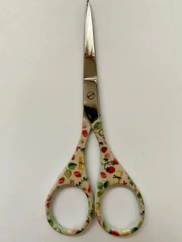 Strawberry Patch Scissors 1