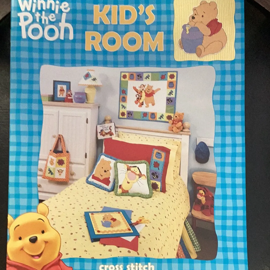 Pooh Kid's Room 1