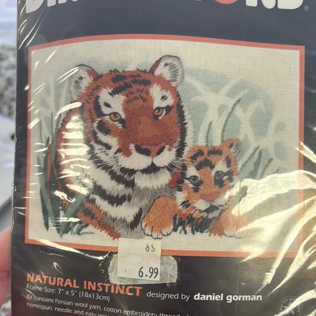 Natural Instinct Crewel Kit 1
