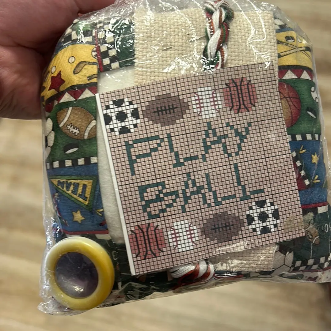 Play Ball Tuck Pillow Kit By Pine Mountain 1