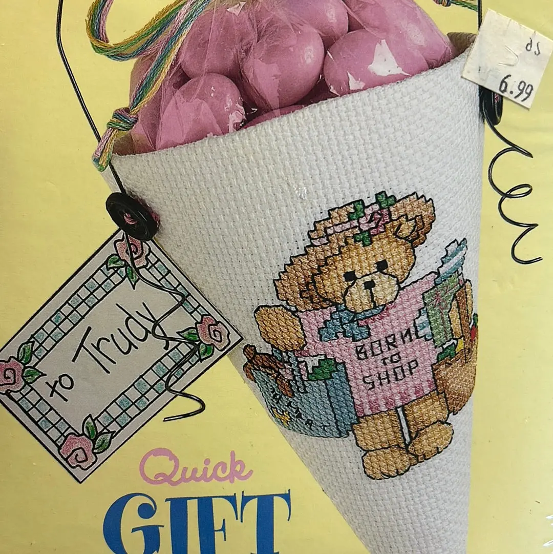 Quick Gift Pockets: Shopper 1