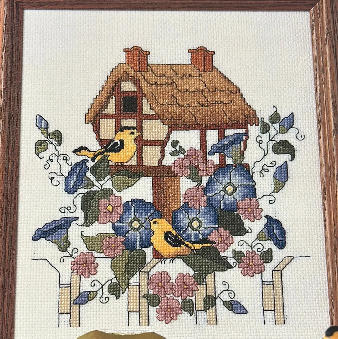 Tudor Birdhouse 1