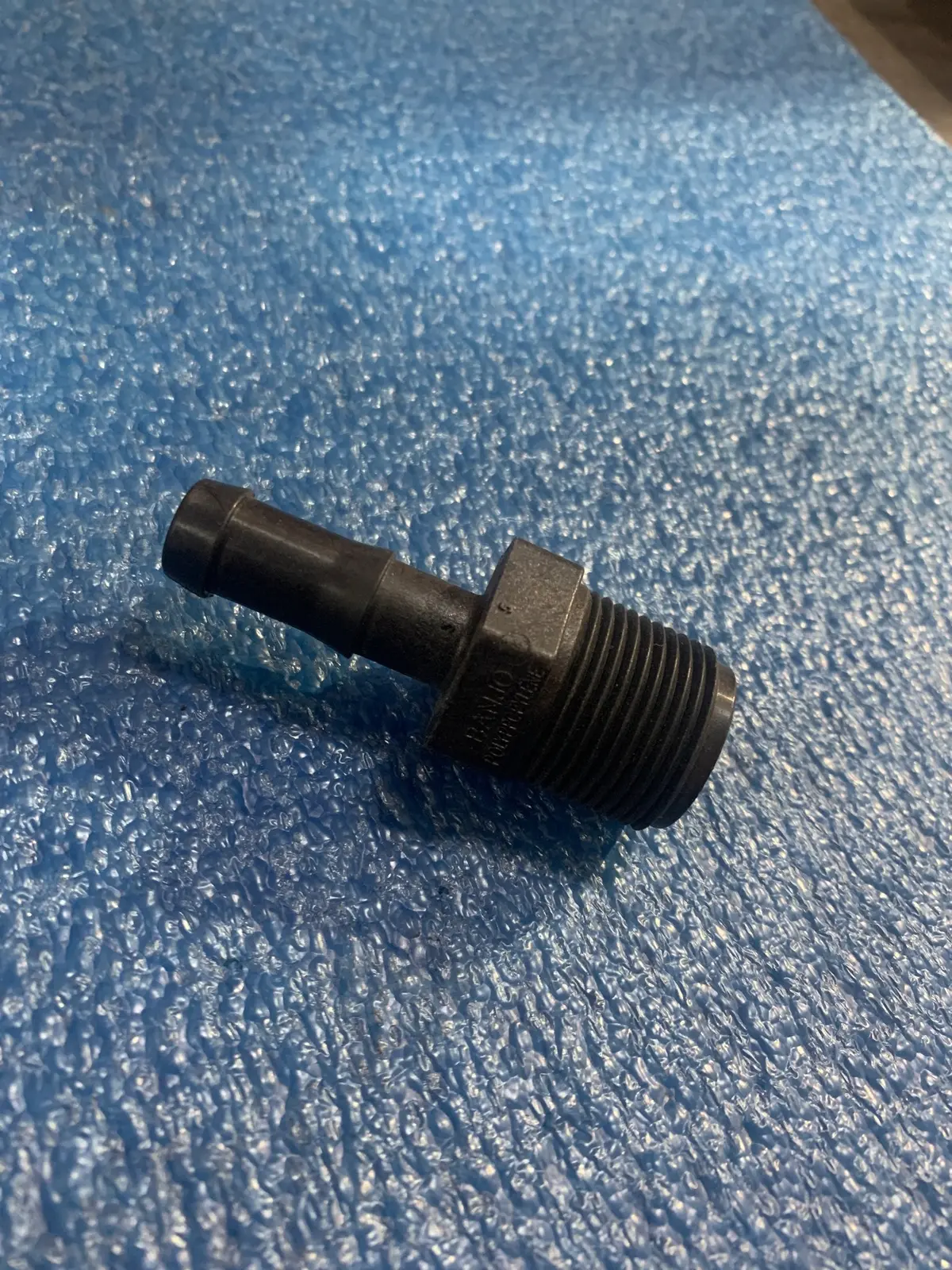 ½" Male Thread X ½" Hose Barb Hb050 1