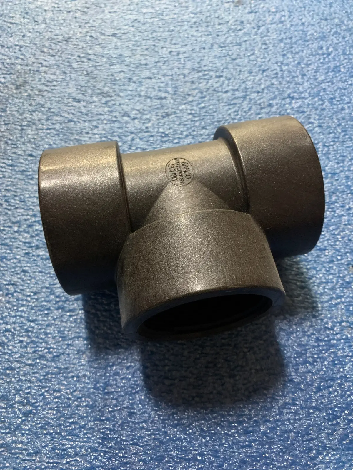 2" Poly Pipe Tee Tee200 1