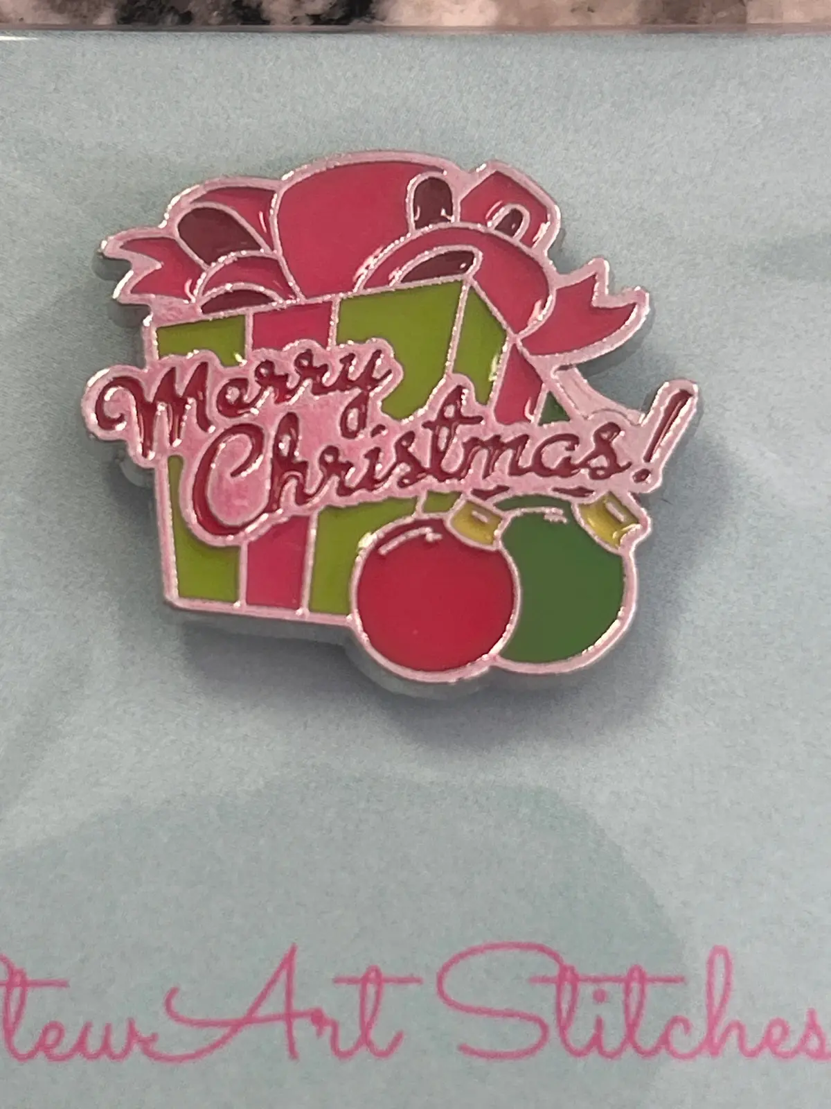 Present Needle Minder 1