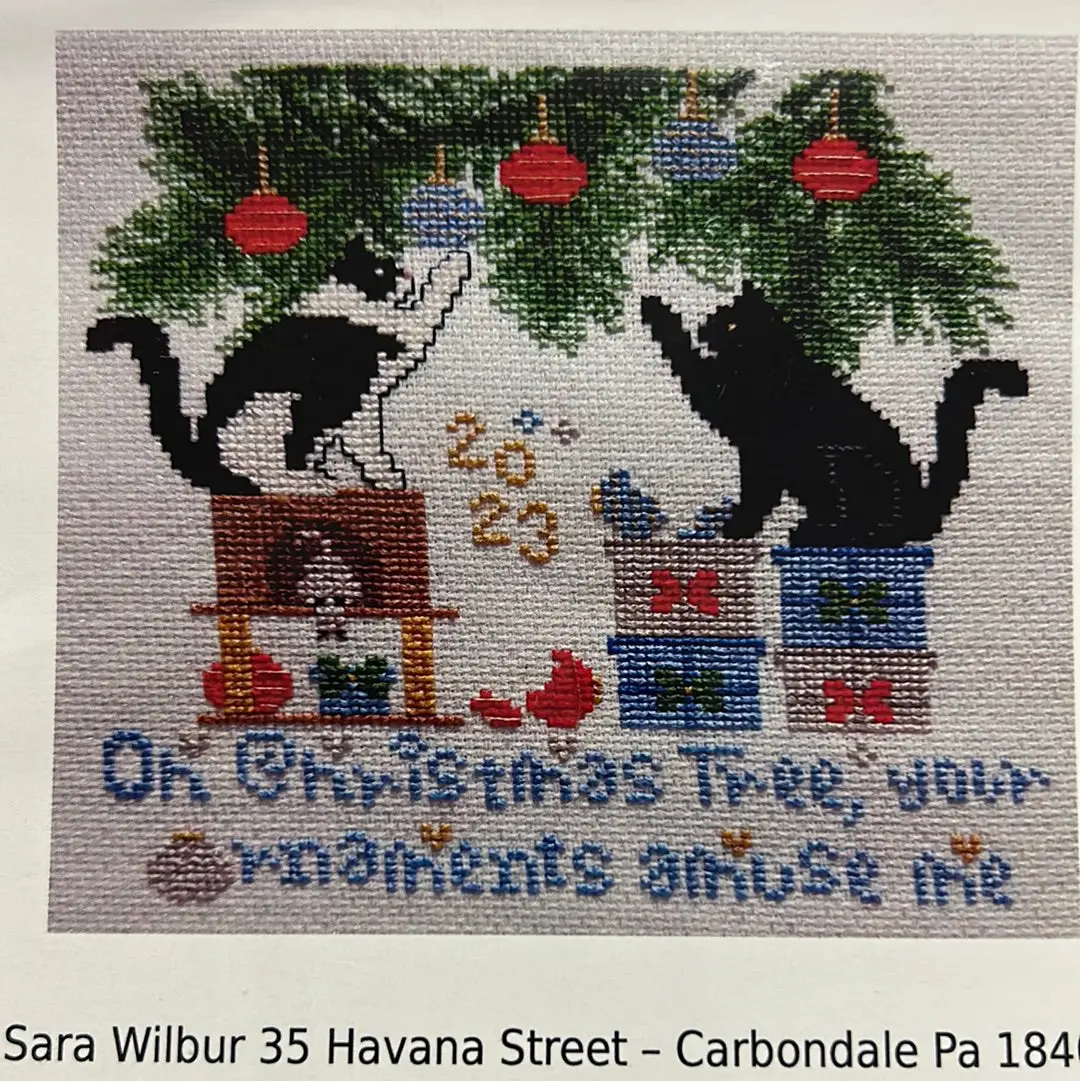 Kitty Christmas 1