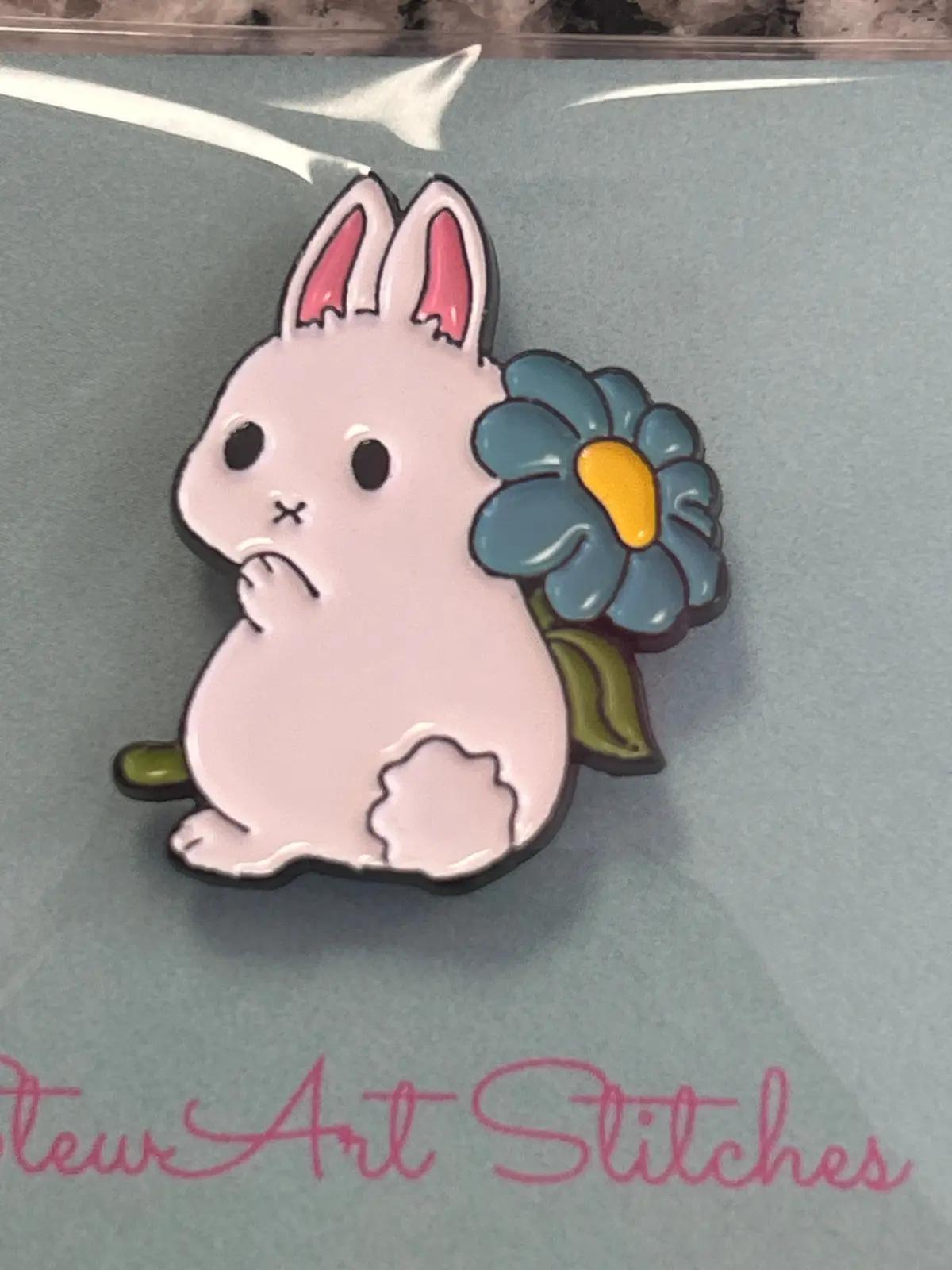 Blue Bunny Needle Minder 1