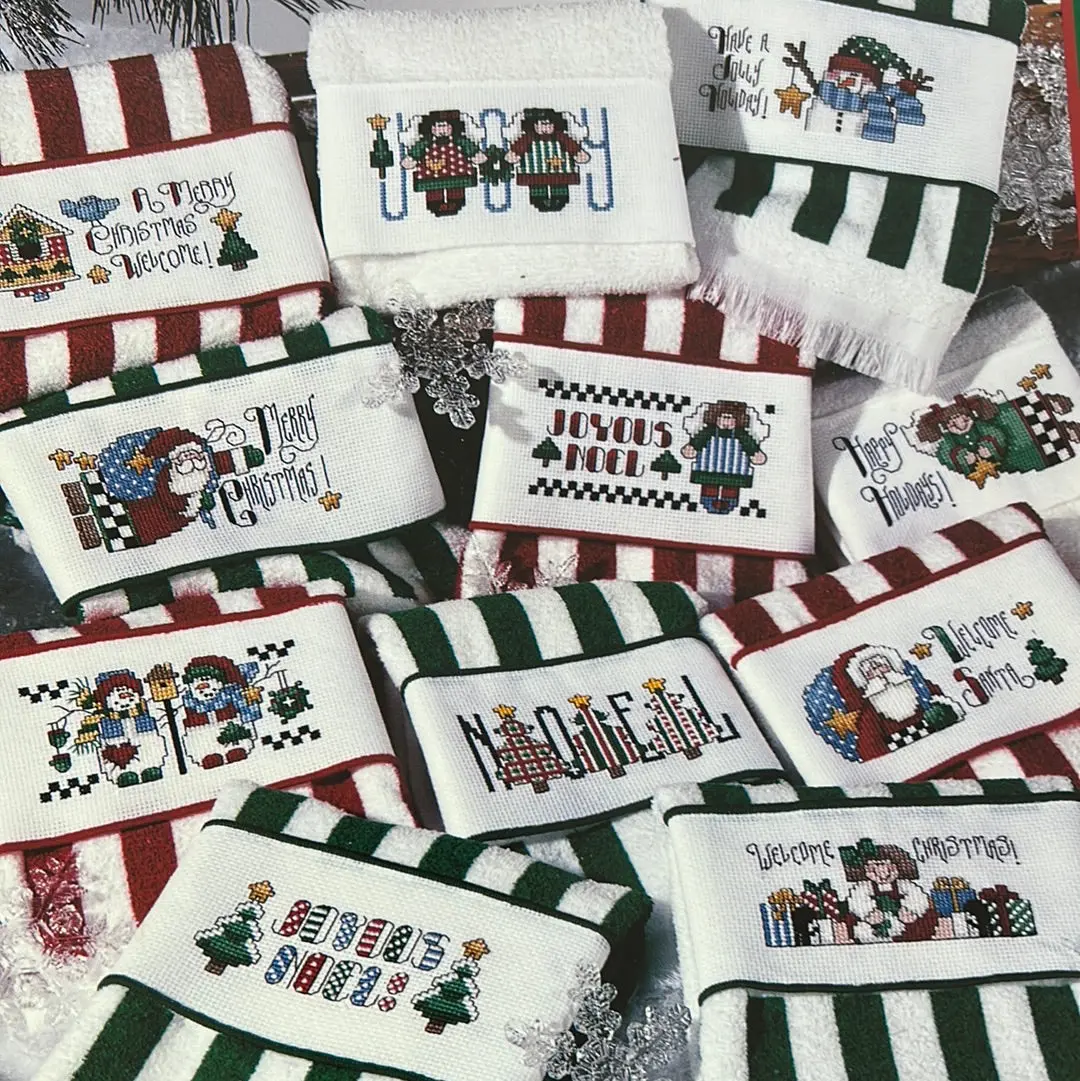 Happy Hand Towels For Christmas 1