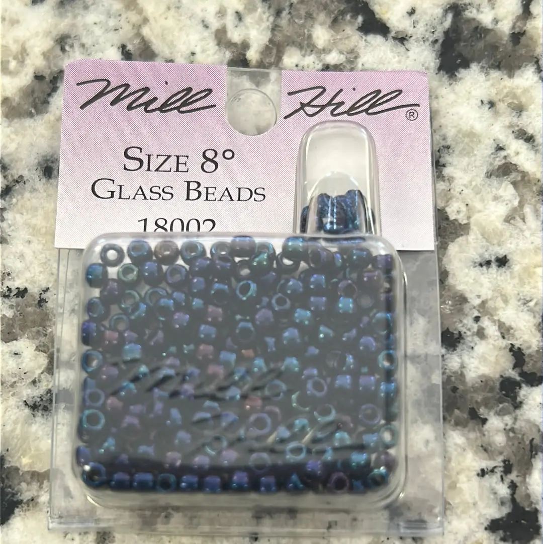 Size 8 Glass Beads 18002 1