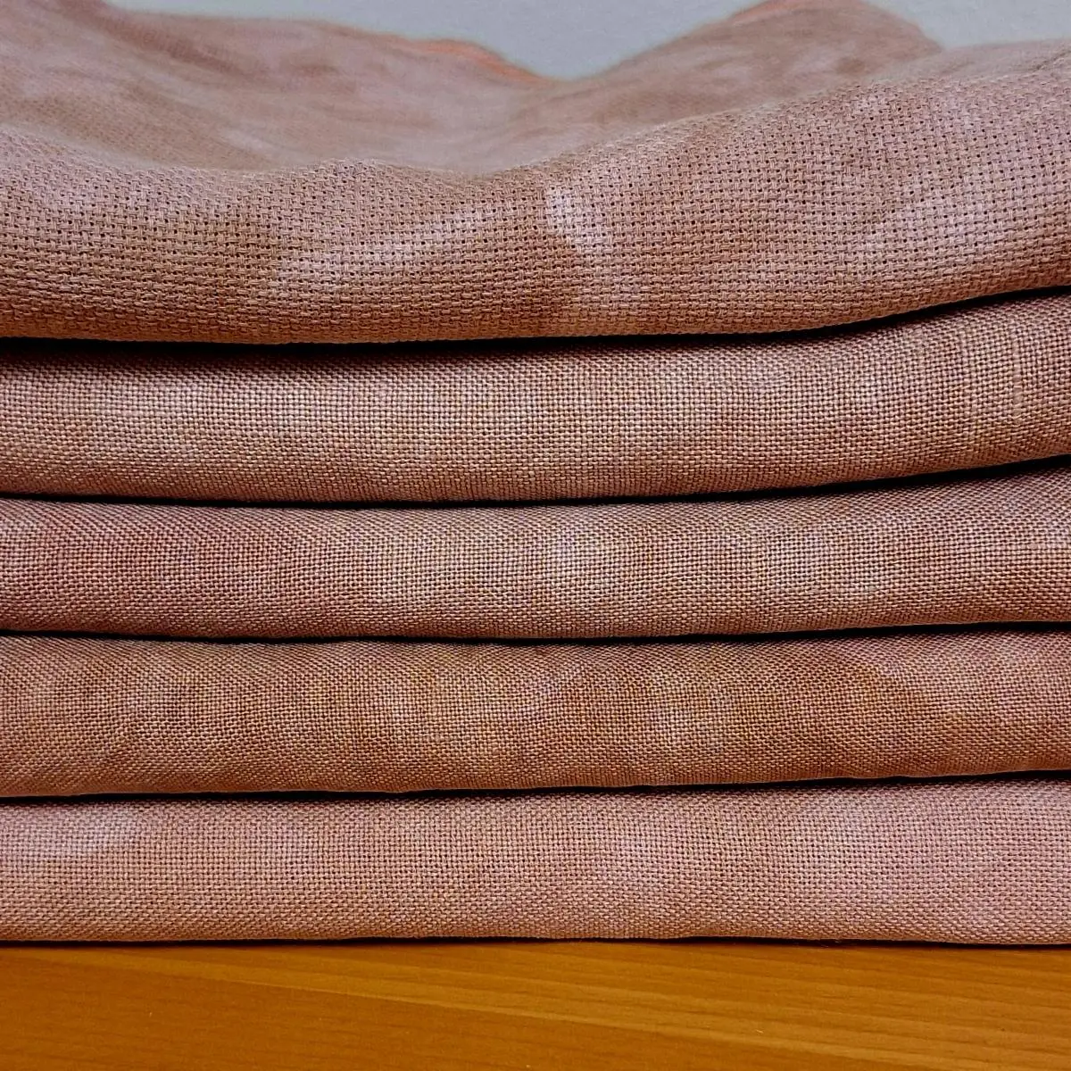 16 Count Smoked Salmon Aida 1