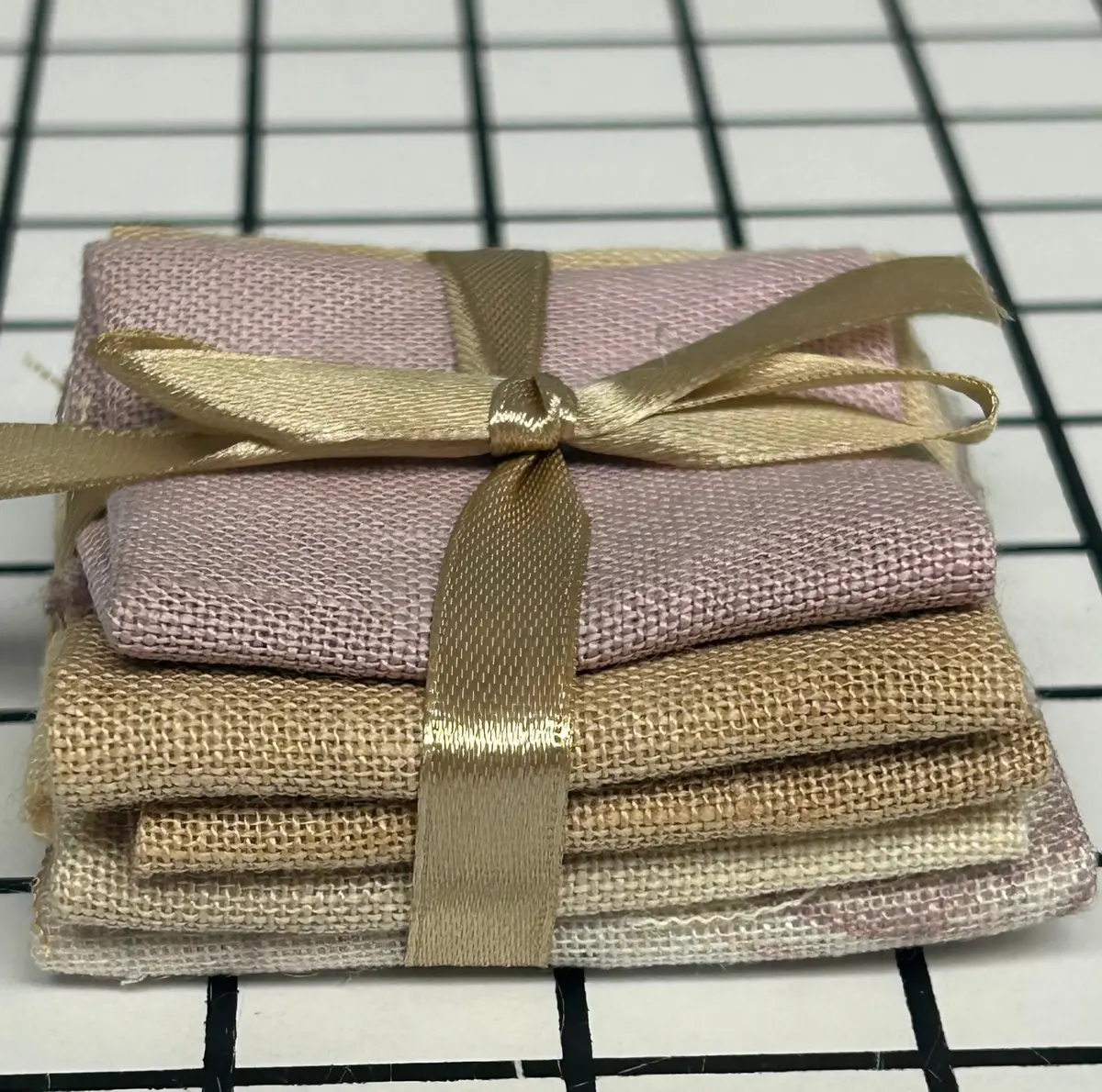 Random 30 Count Linen Bundle 2 1