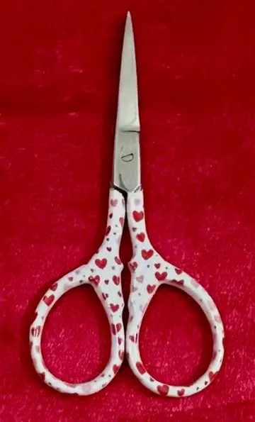Hearts Scissors 1