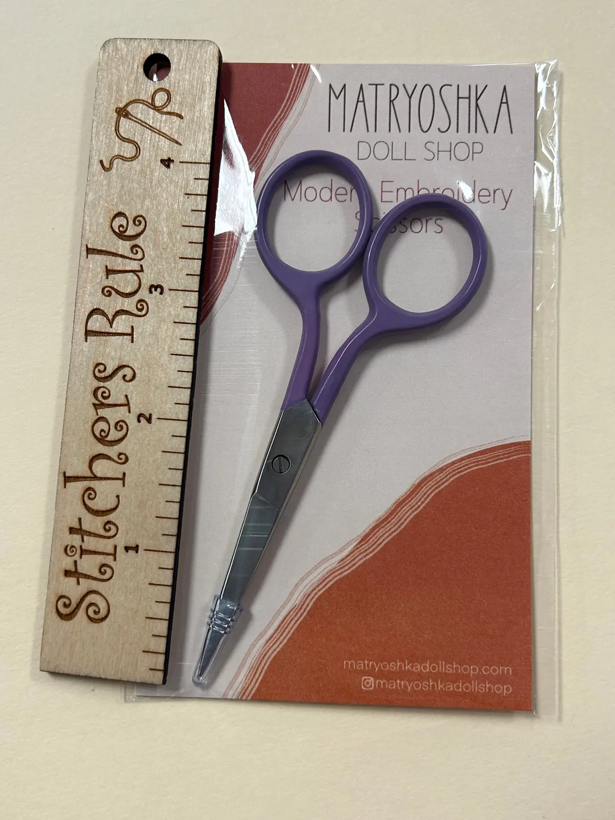 Small Embroidery Scissors - Purple 1