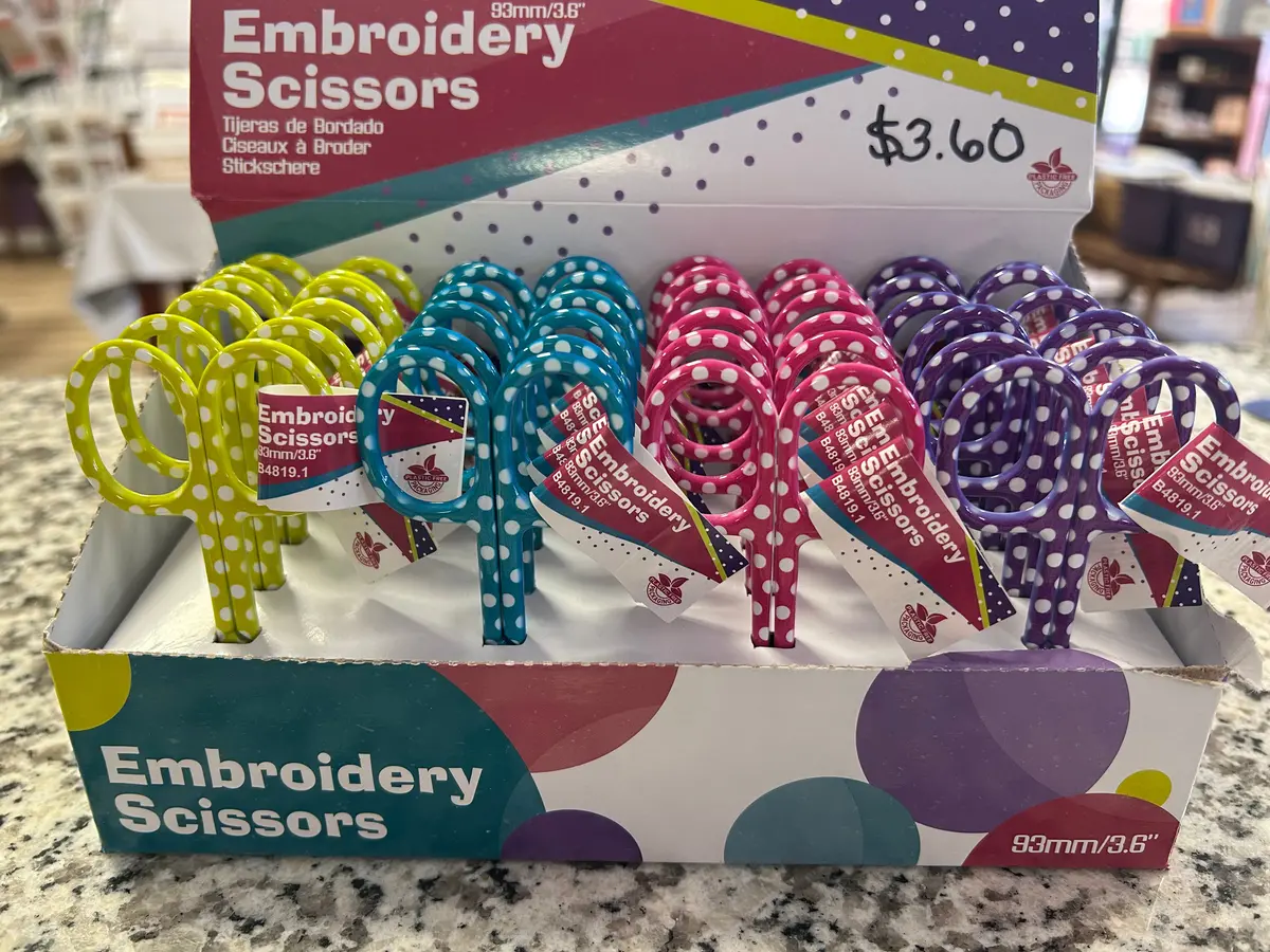 Polka Dot Scissors 1
