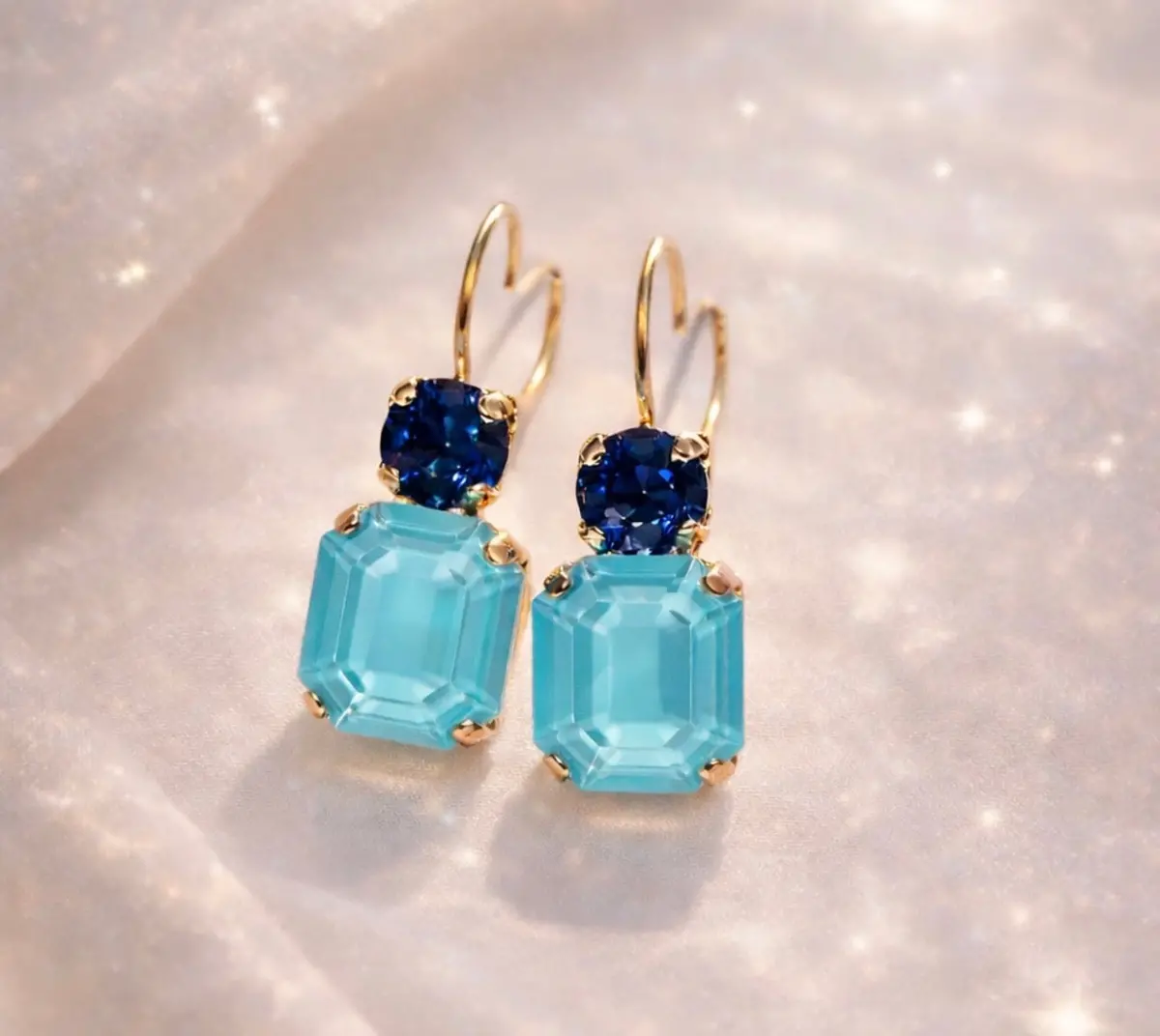 Mariana Earrings E-1014/1-6009-Yg Large Emerald Classic In Blue Hues 1