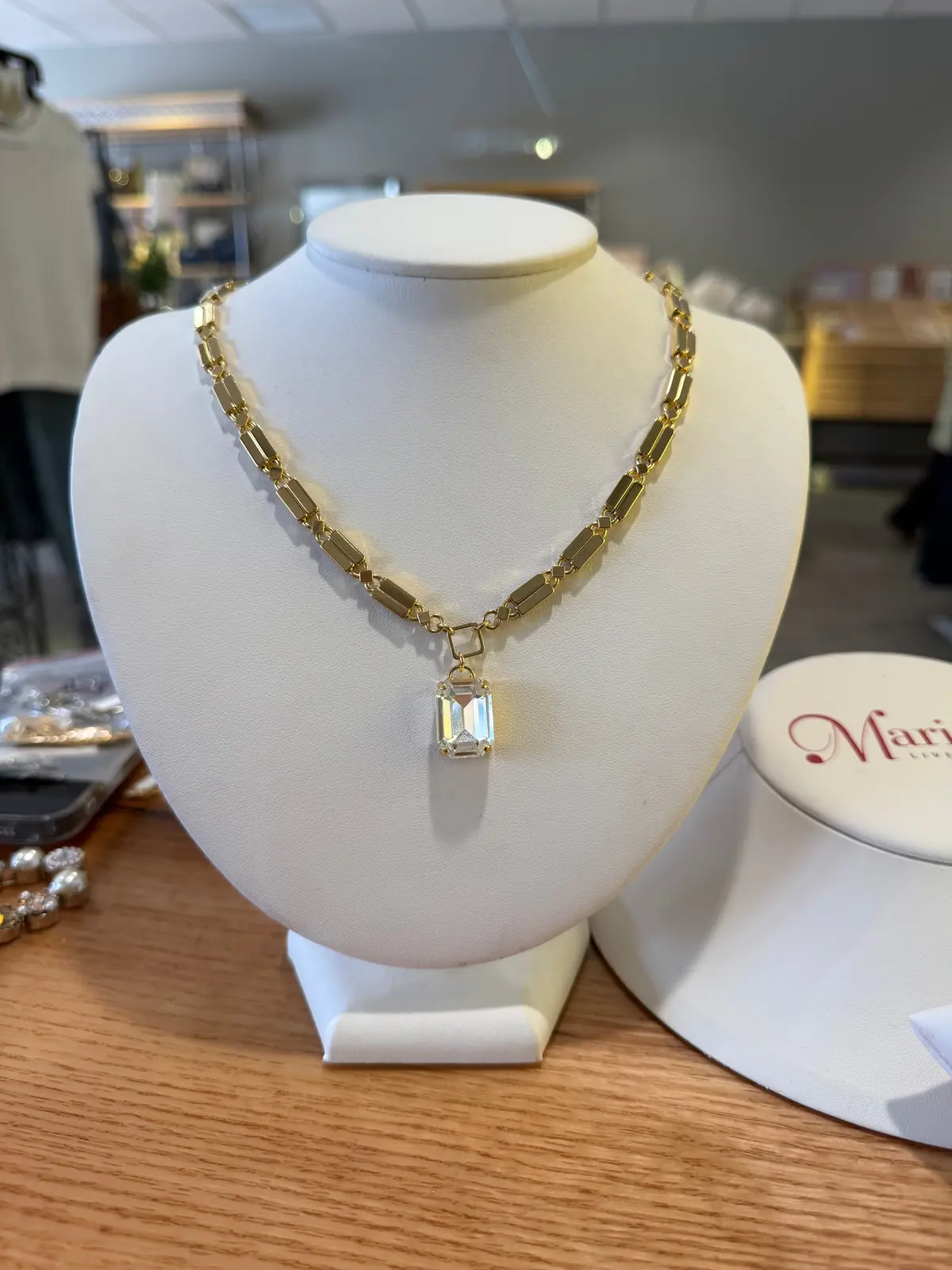 Mariana Necklace N-3515/10-001-Yg 1