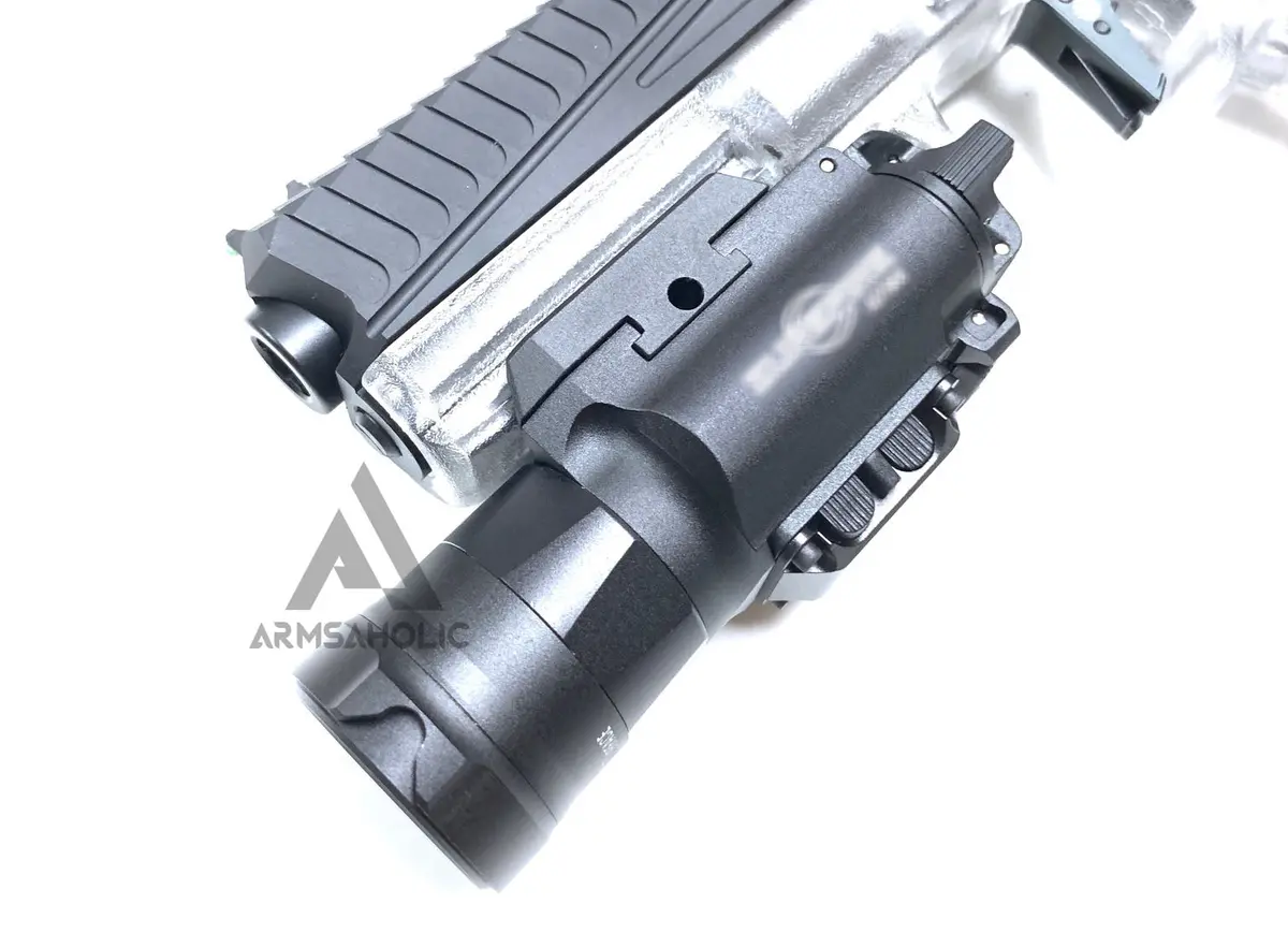 Acm S-Style Xh35 Rail Flash Light - Black 1