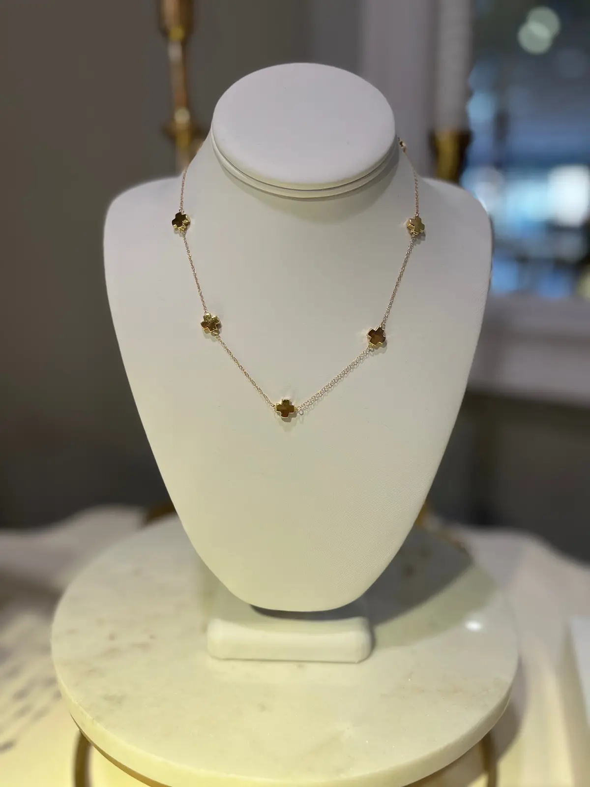 17" Choker Simplicity Chain Gold - Signature Cross Gold 2