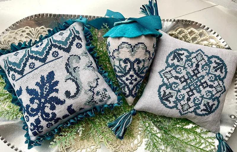 Samplings Of Lace - Winter 1