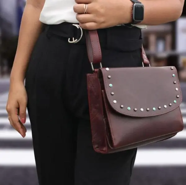 Raelynn Concealed-Carry Crossbody 1