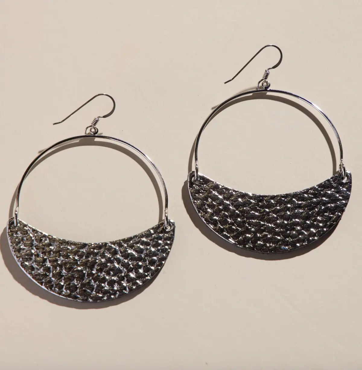 Asters | Hammered Silver 1