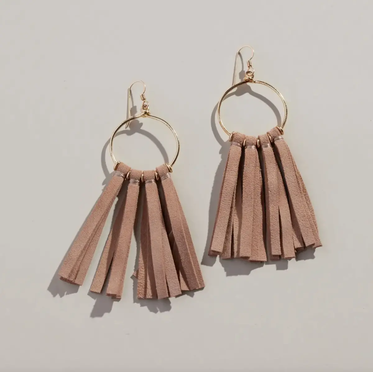 Tassel Hoop Earring | Beige Ravenna 1