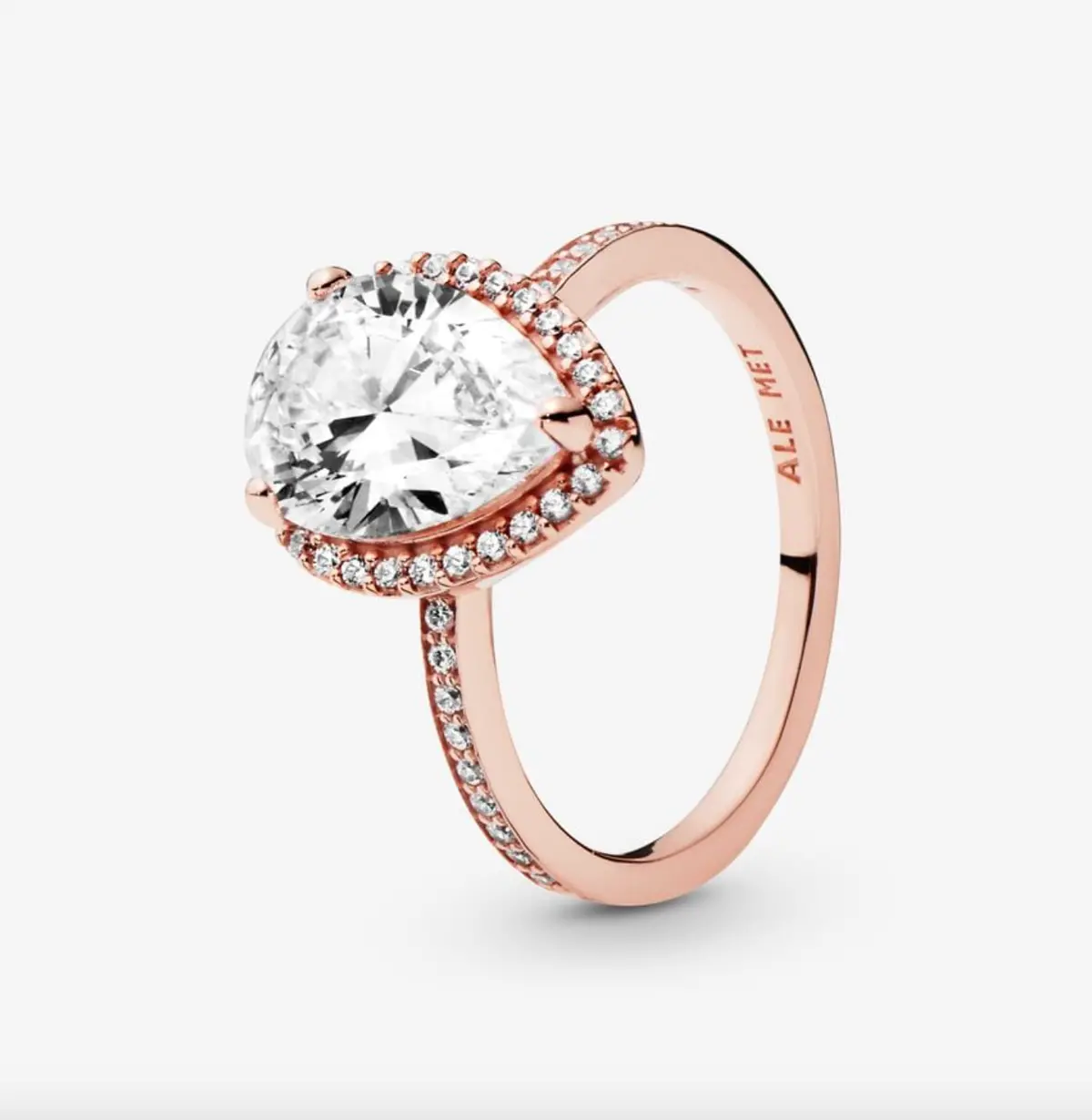 Sparkling Teardrop Halo Ring 1