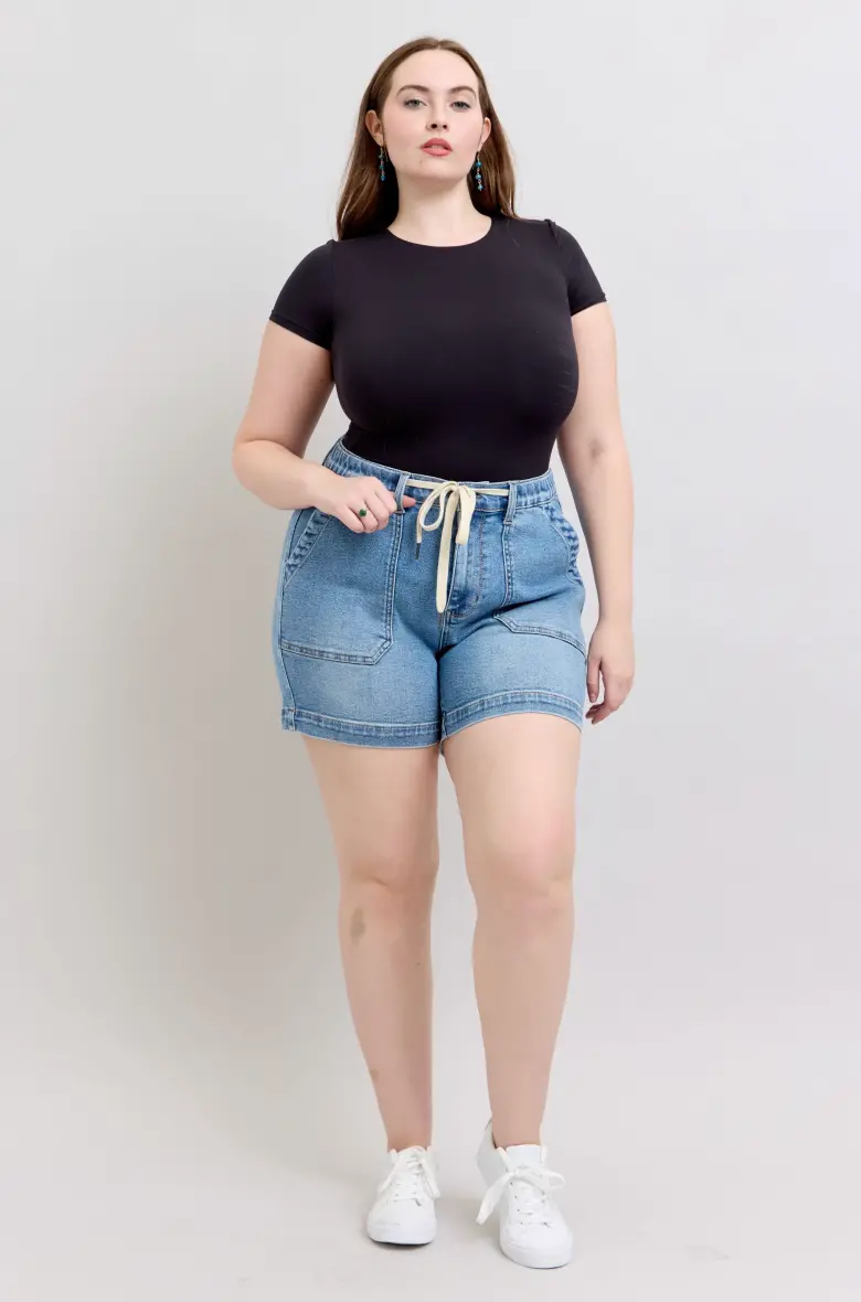 Beth Vintage Jogger Jean Shorts | Plus 1