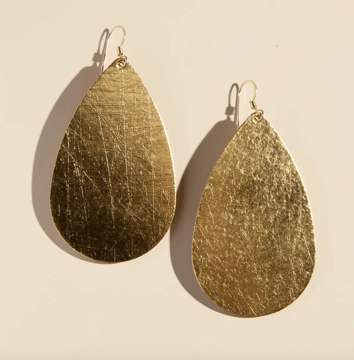 Teardrops | Vintage Gold 1