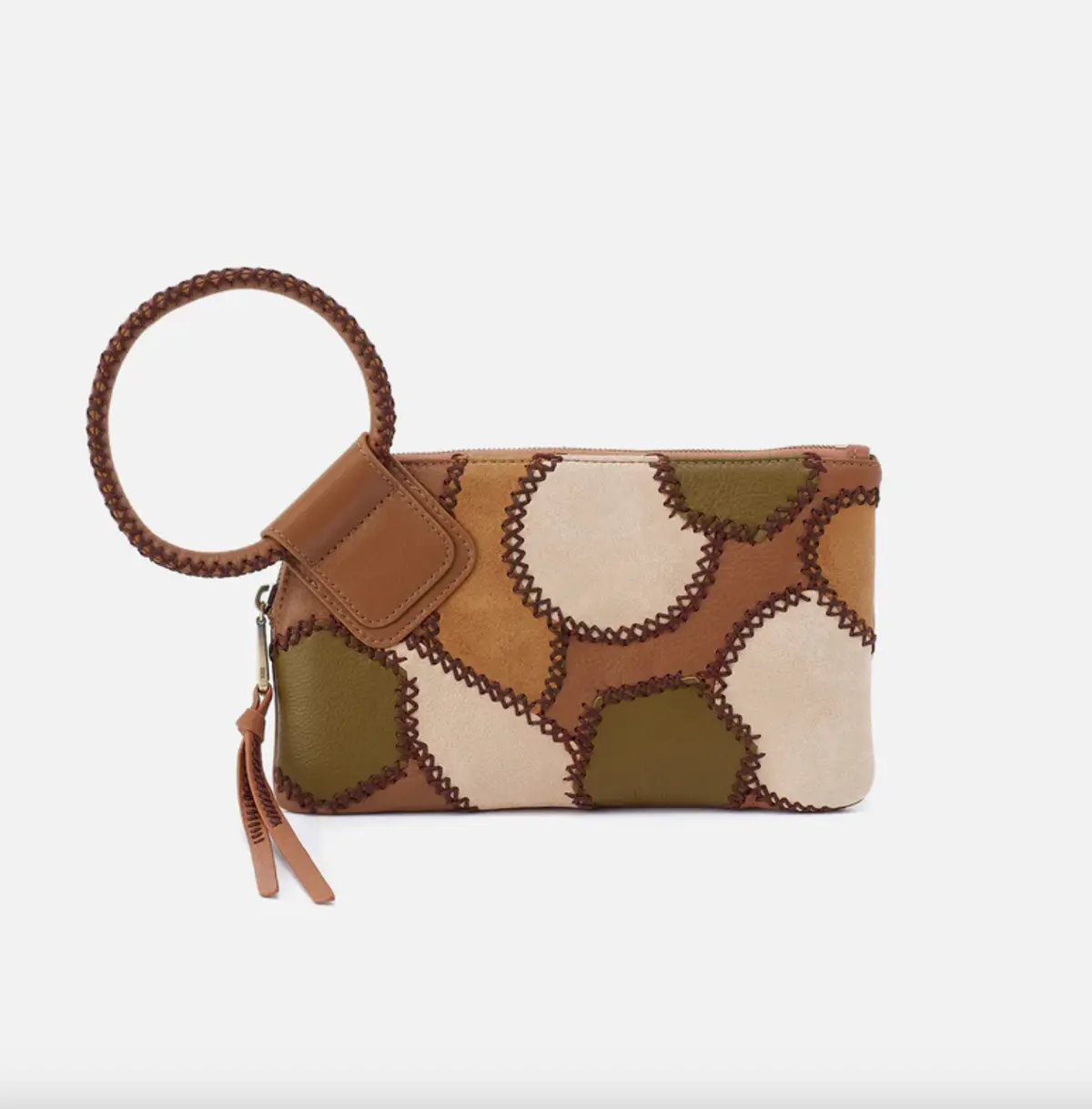 Sable Wristlet | Pebbled Leather With Studs 1
