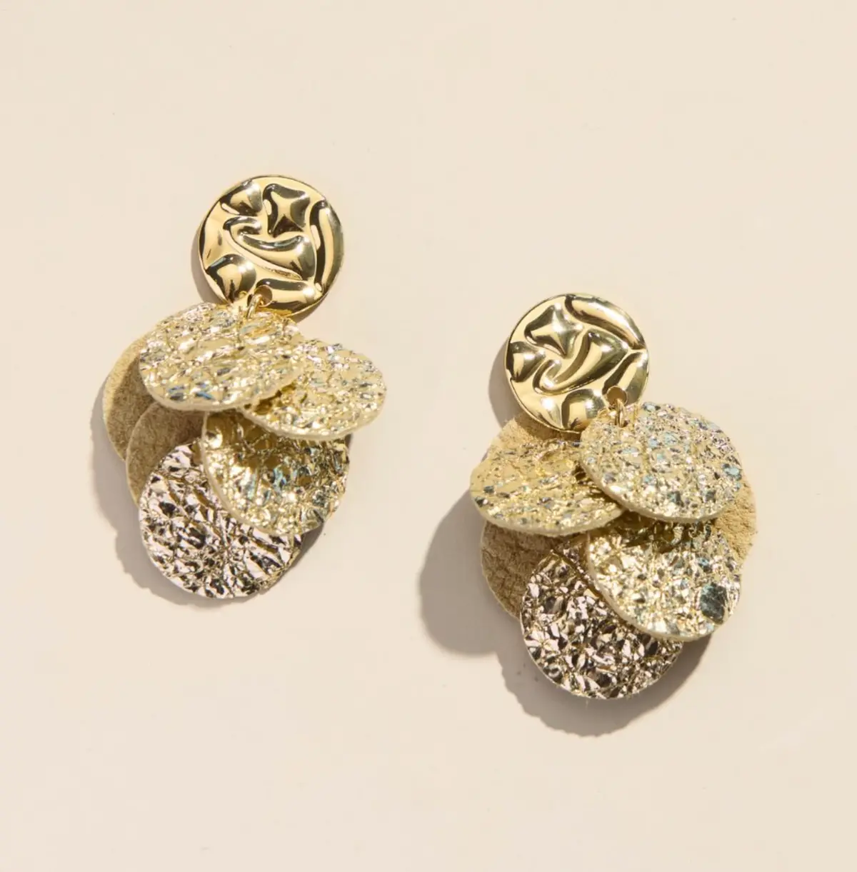 Kasey | Crushed Gold 1