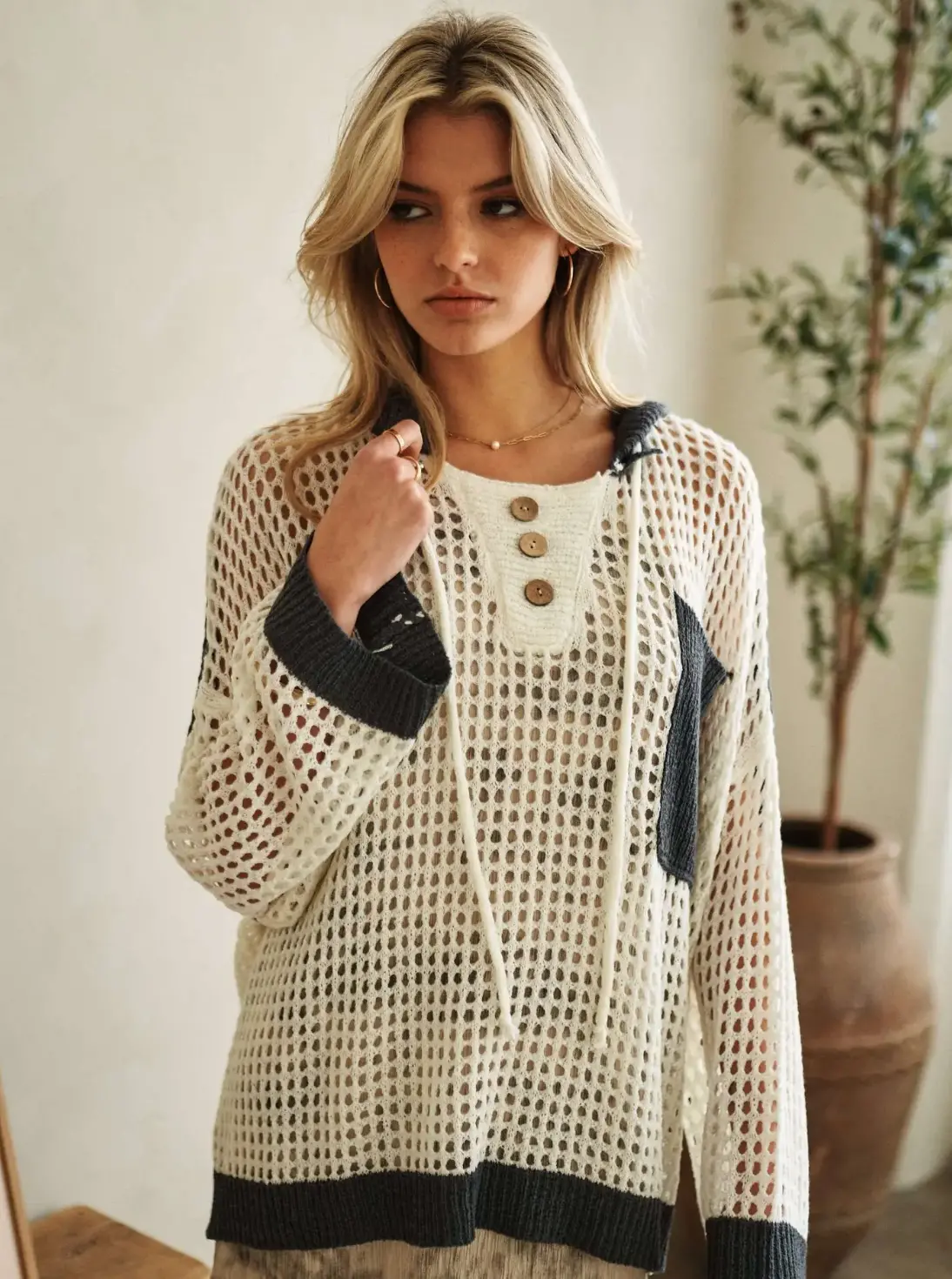 Hooded Fishnet Colorblock Sweater 1