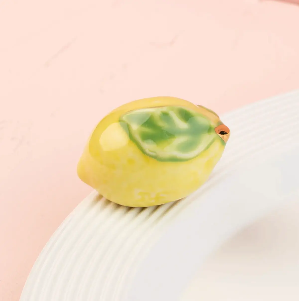Lemon Squeeze Mini 1