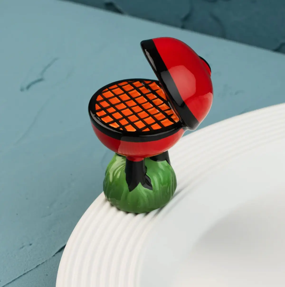 Hot Stuff! Mini 1
